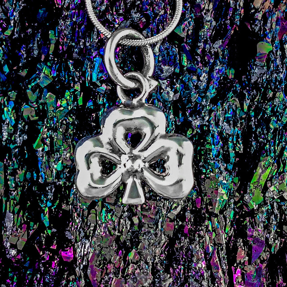 Silver Pendant - Lucky in Love